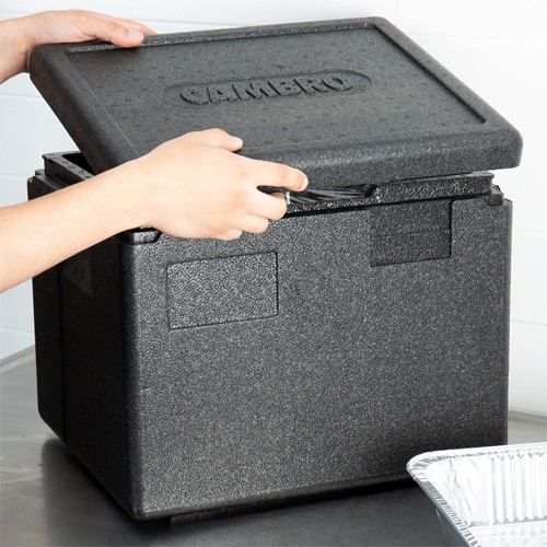 GEÏSOLEERDE TRANSPORTBOX INH. 22.3 LTR. BOVENLADER EPP280 ZWART (110) CAMBRO