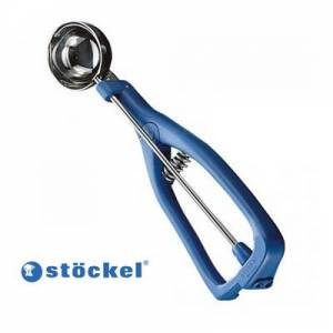 CUILLERE A GLACE STOCKEL DIAM. 8CM. 1/80 AVEC MANCHE PLASTIQUE BLEU